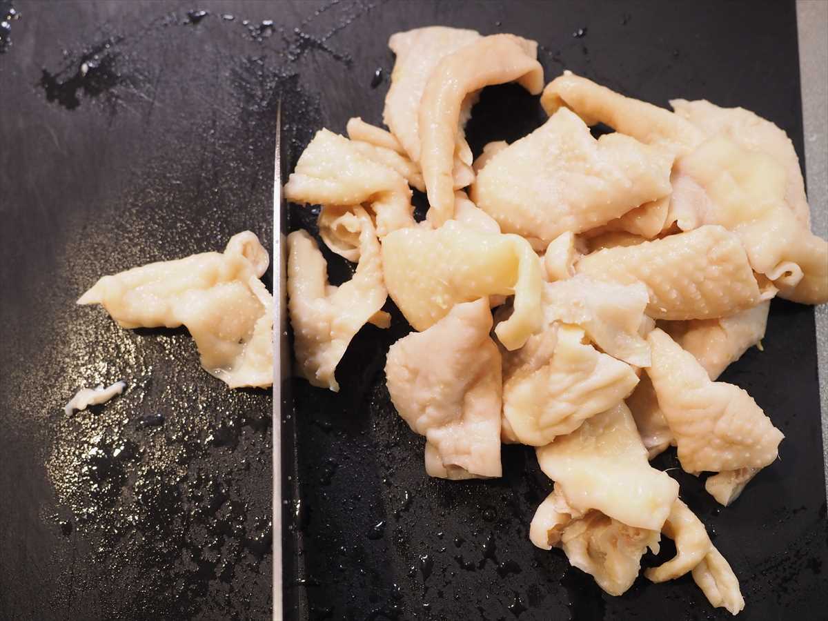 余った鶏皮の肉豆腐風