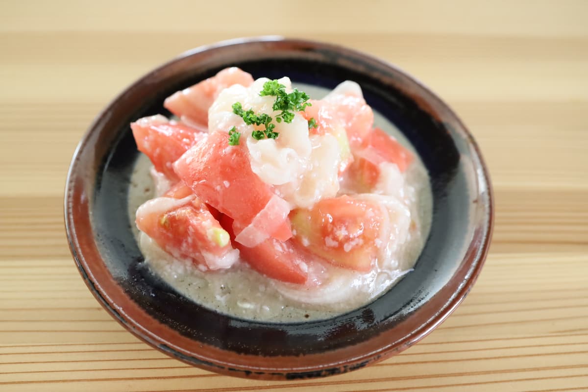 トマトと玉ねぎの塩麹和え