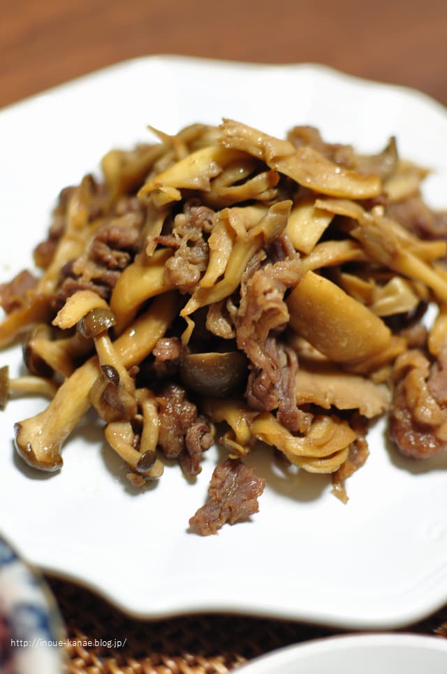 油を使わずヘルシーに！ご飯がすすむ「牛きのこの甘辛煮」レシピ
