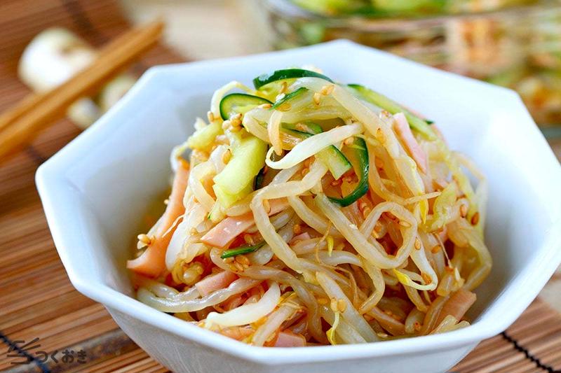 さっぱりシャキッ！蒸し暑い日に食べたいnozomiさんの「もやし」常備菜