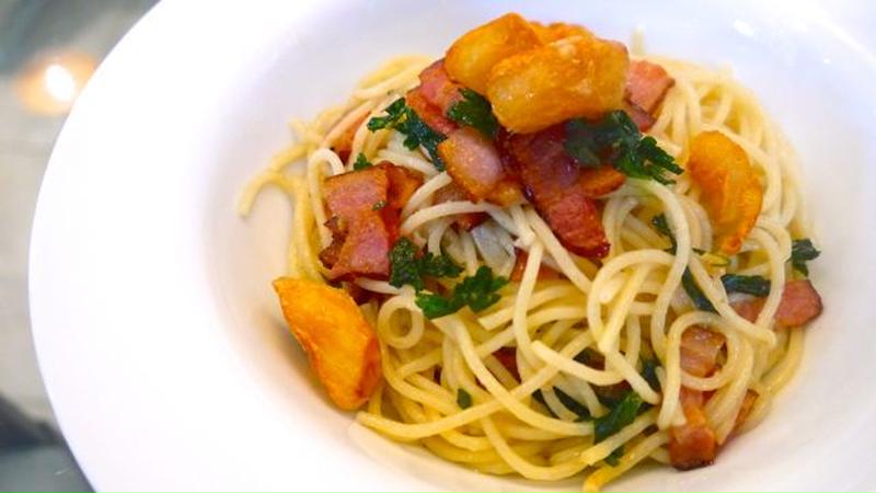ほんのりピリ辛♪「ベーコンと柚子こしょう」のパスタ4選