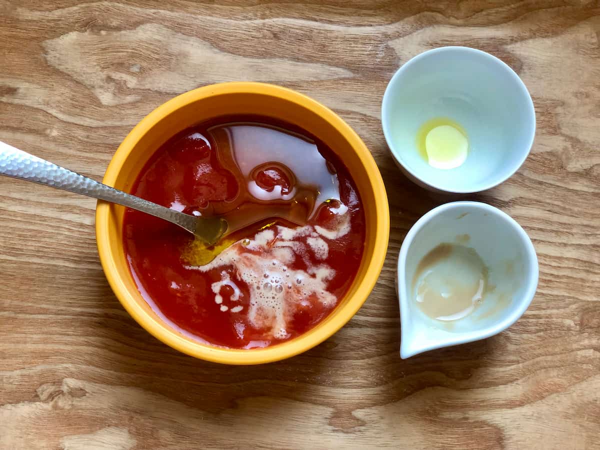 トマト缶　カットトマト　ドライイースト　オリーブオイル
