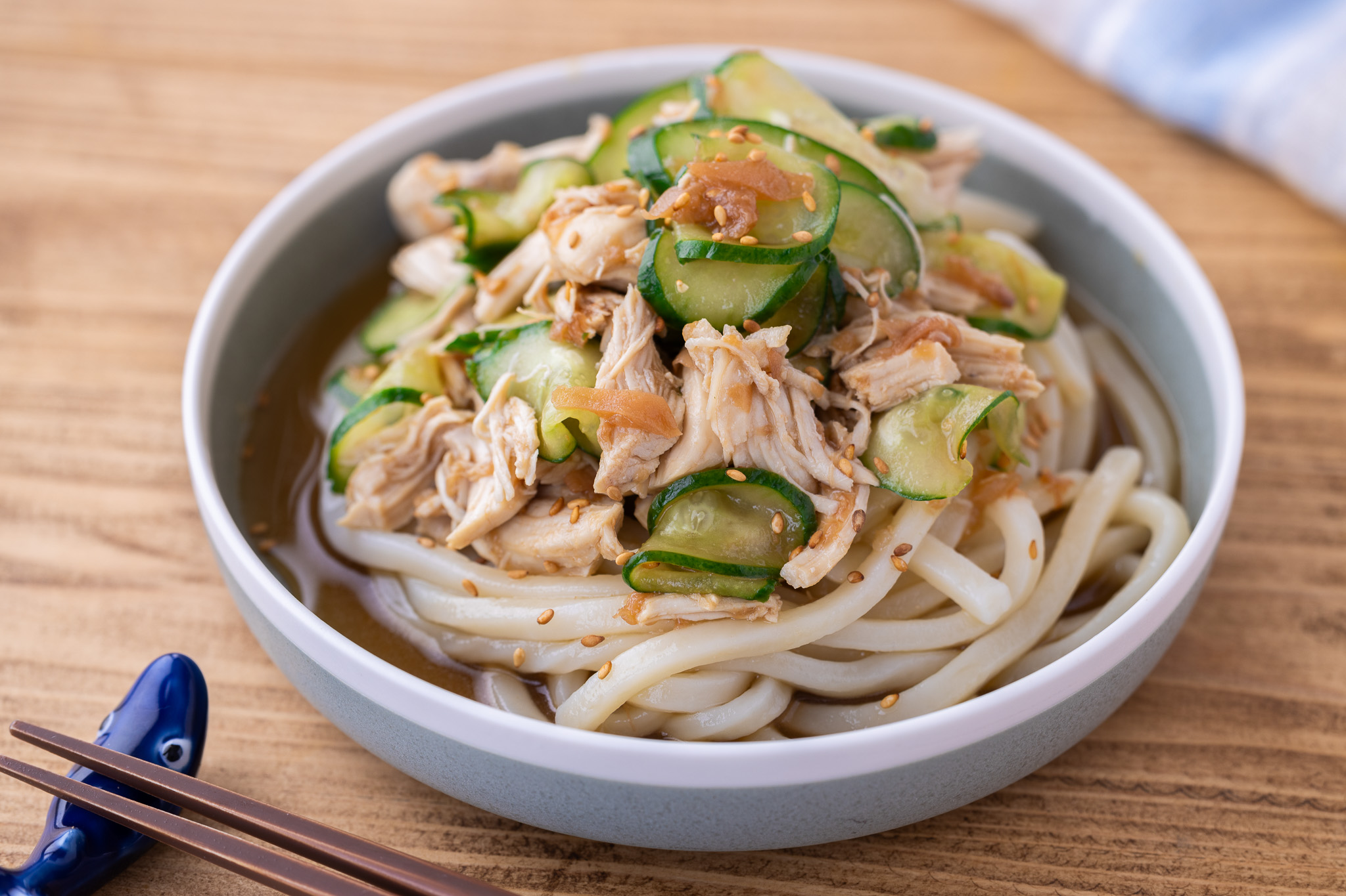 ポン酢でさっぱり！火を使わないから楽ちん「ささみ梅きゅううどん」