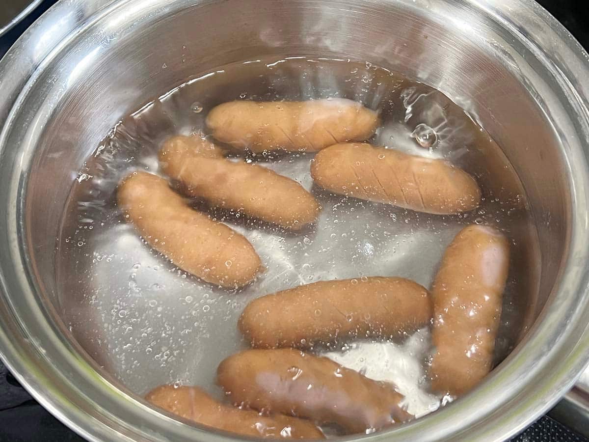 ソトックソトック（ソーセージと餅の串焼き）作り方