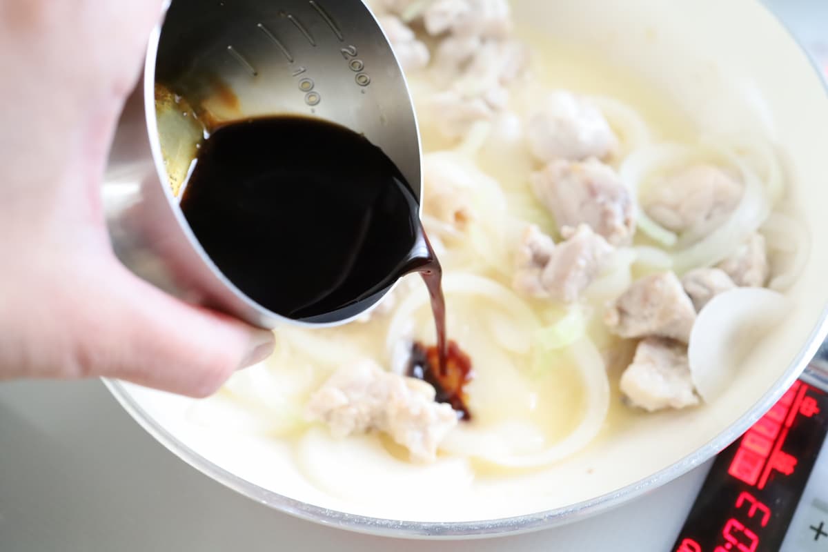 「鶏肉と玉ねぎのオイスター照り焼き」レシピ