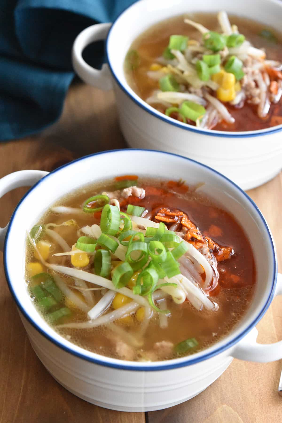 仕上がり(もやしとコーンの味噌ラーメン風スープ)