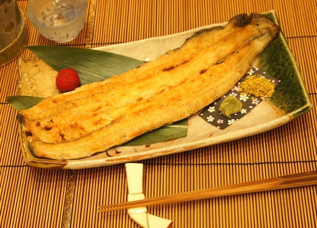 手焼きうなぎ 白焼