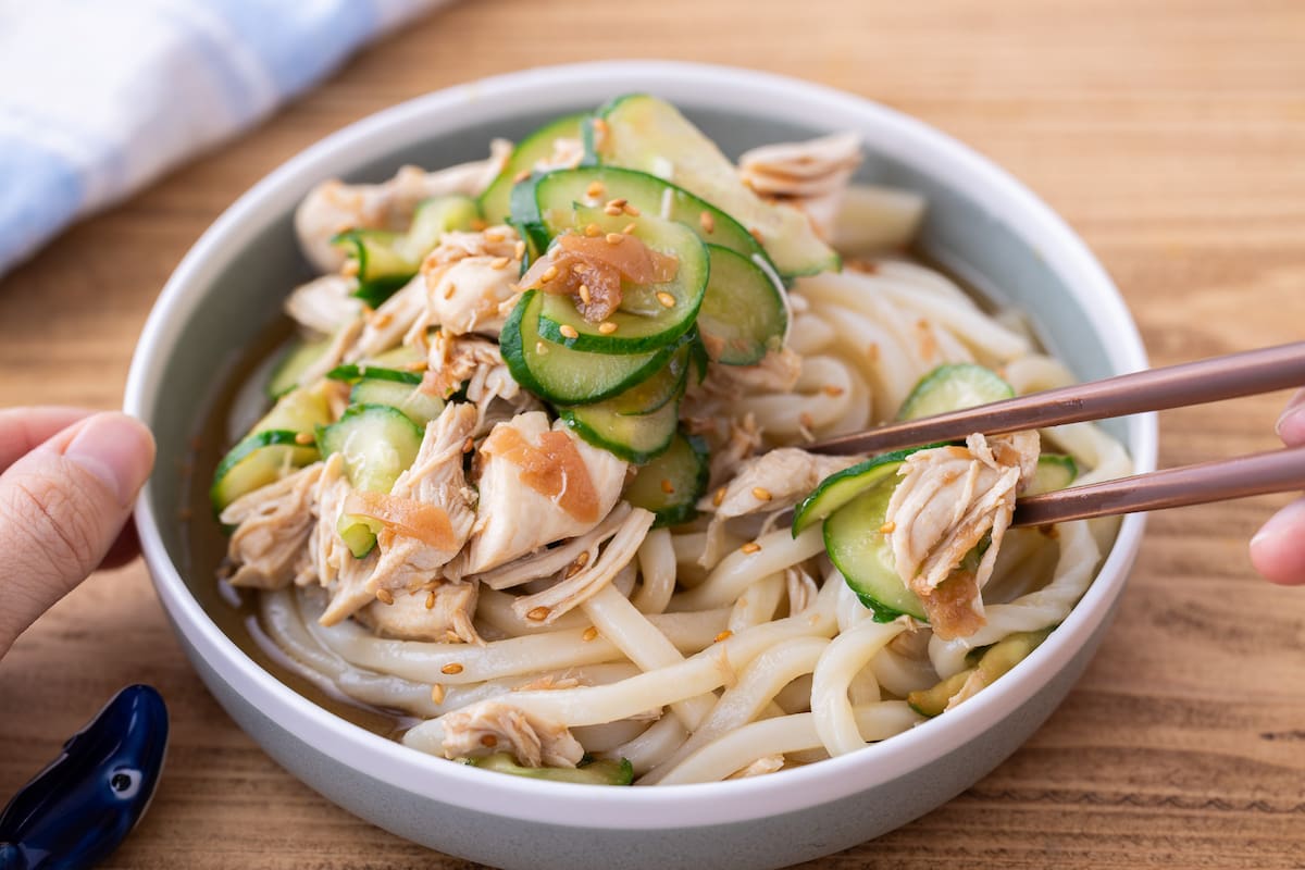 ささみ梅きゅううどん
