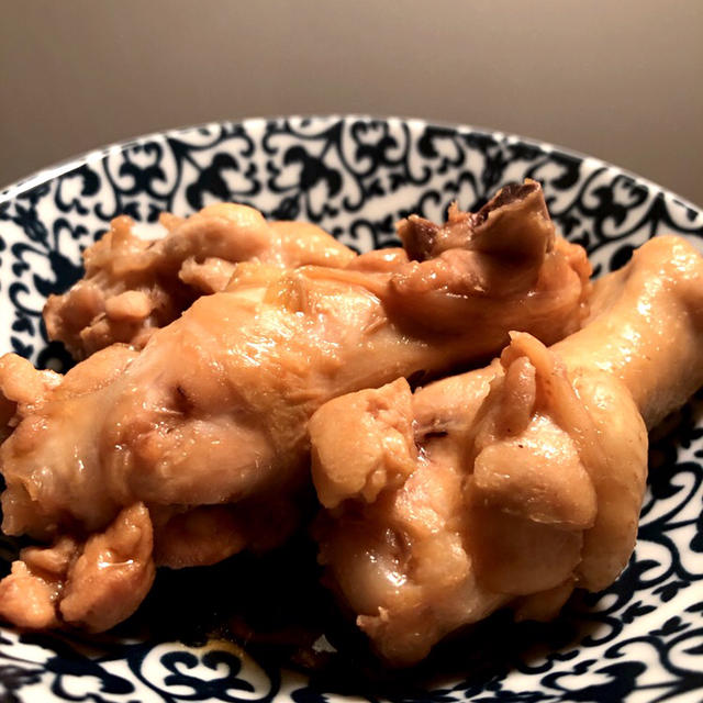 ほろほろのお肉でご飯がすすむ!炊飯器で作る「手羽元のほろほろ煮」 レシピ