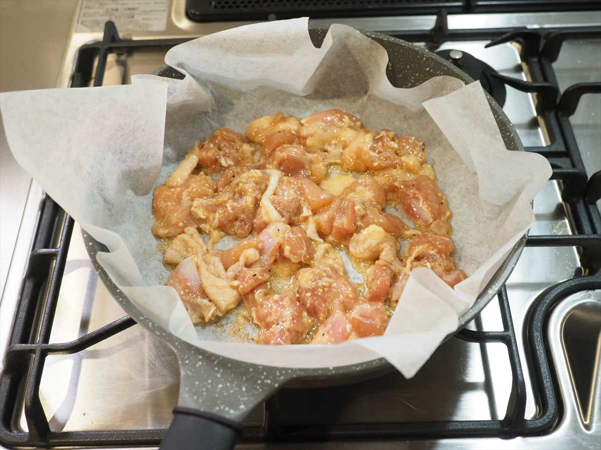 鶏ちゃん、野菜たっぷり、甘辛い味噌しょう油味でご飯がモリモリいけます!