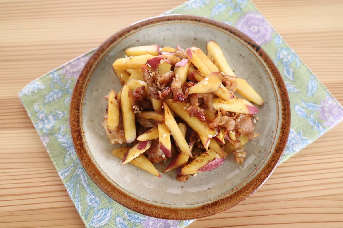 さつまいもと豚肉のシンプル炒め