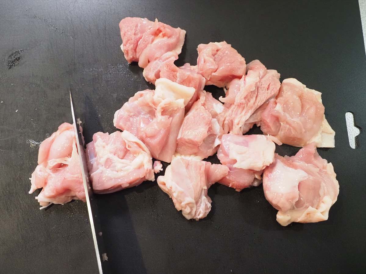 鶏もも肉と鶏レバーのコチュジャン漬け焼き