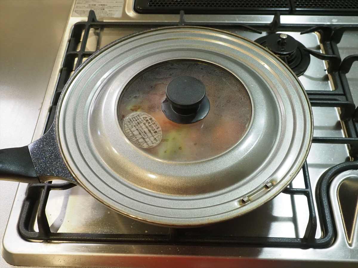 鶏もも肉と鶏レバーのコチュジャン漬け焼き