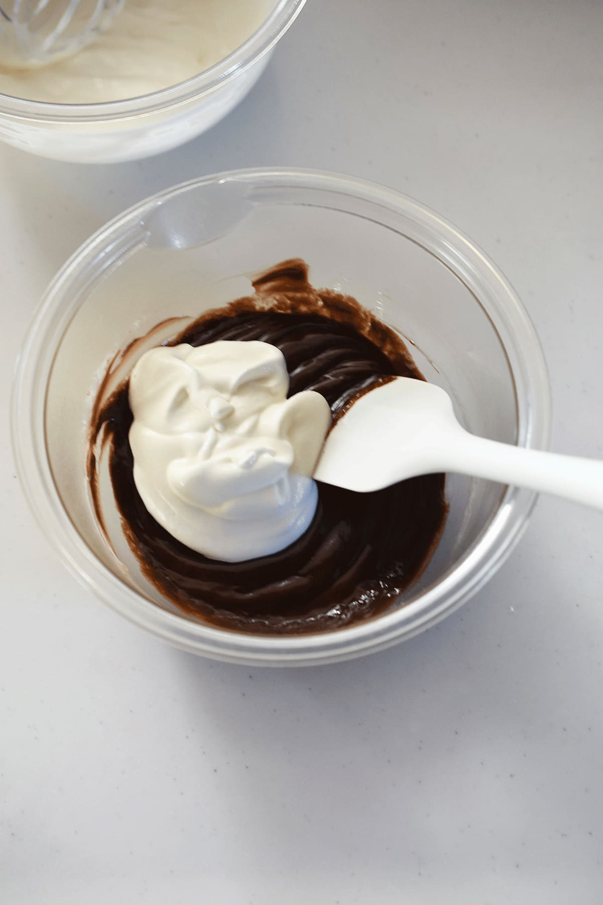 材料2つでチョコレートムース-工程3