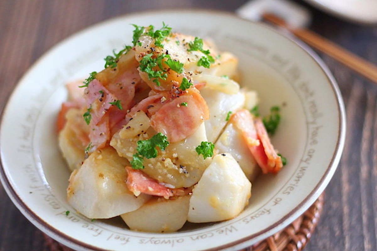 煮物だけじゃない!コンソメで味が決まる「里芋」の洋風おかず