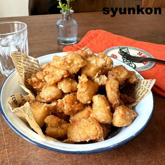 小さいからすぐ揚がる♪鶏むね肉の「コロコロスナックチキン」レシピ