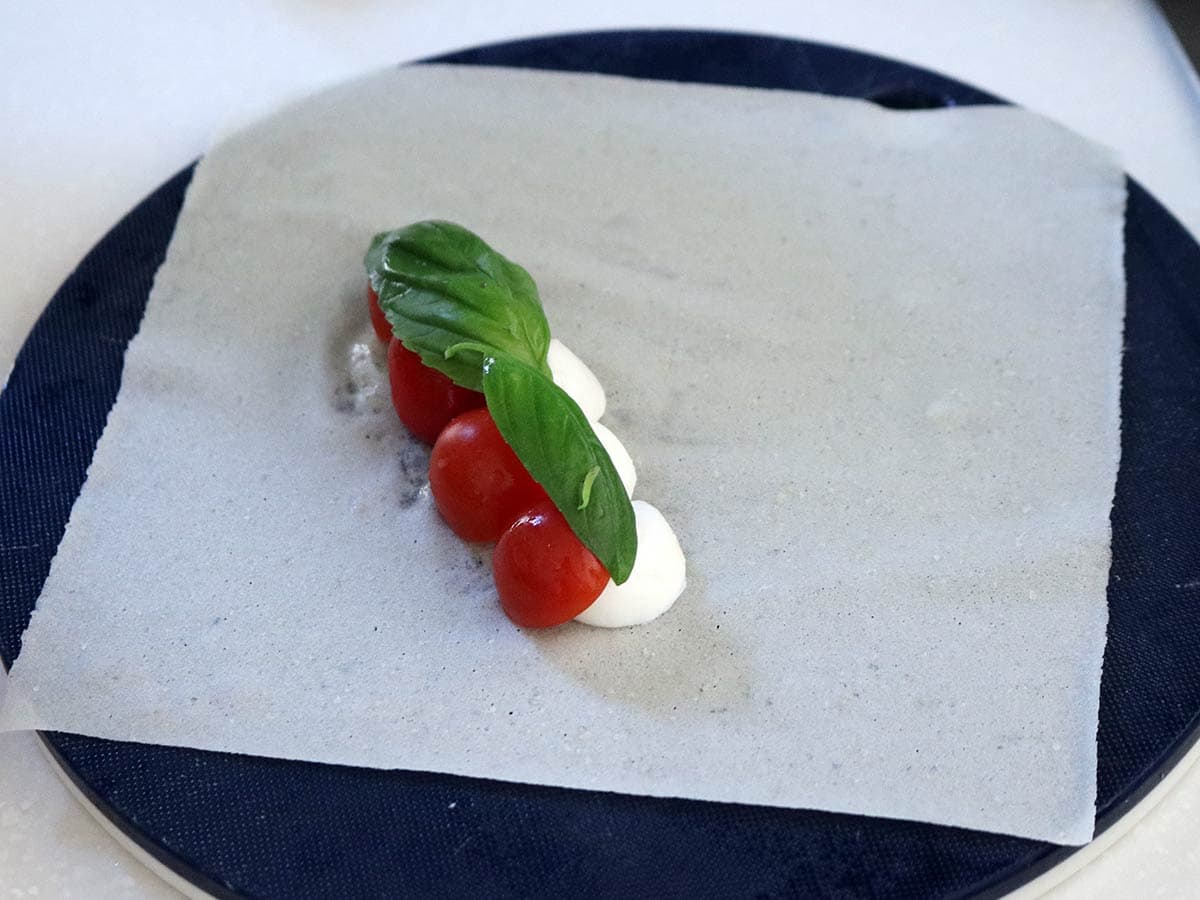 これが春巻き?軽食としても◎な「スティックお好み焼き&マルゲリータピザ風」アレンジレシピ