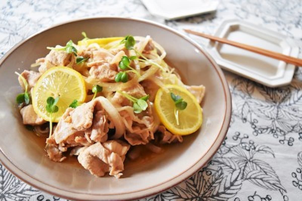 お弁当おかずにもおすすめ！「豚肉と新玉ねぎの和風マリネ」レシピ