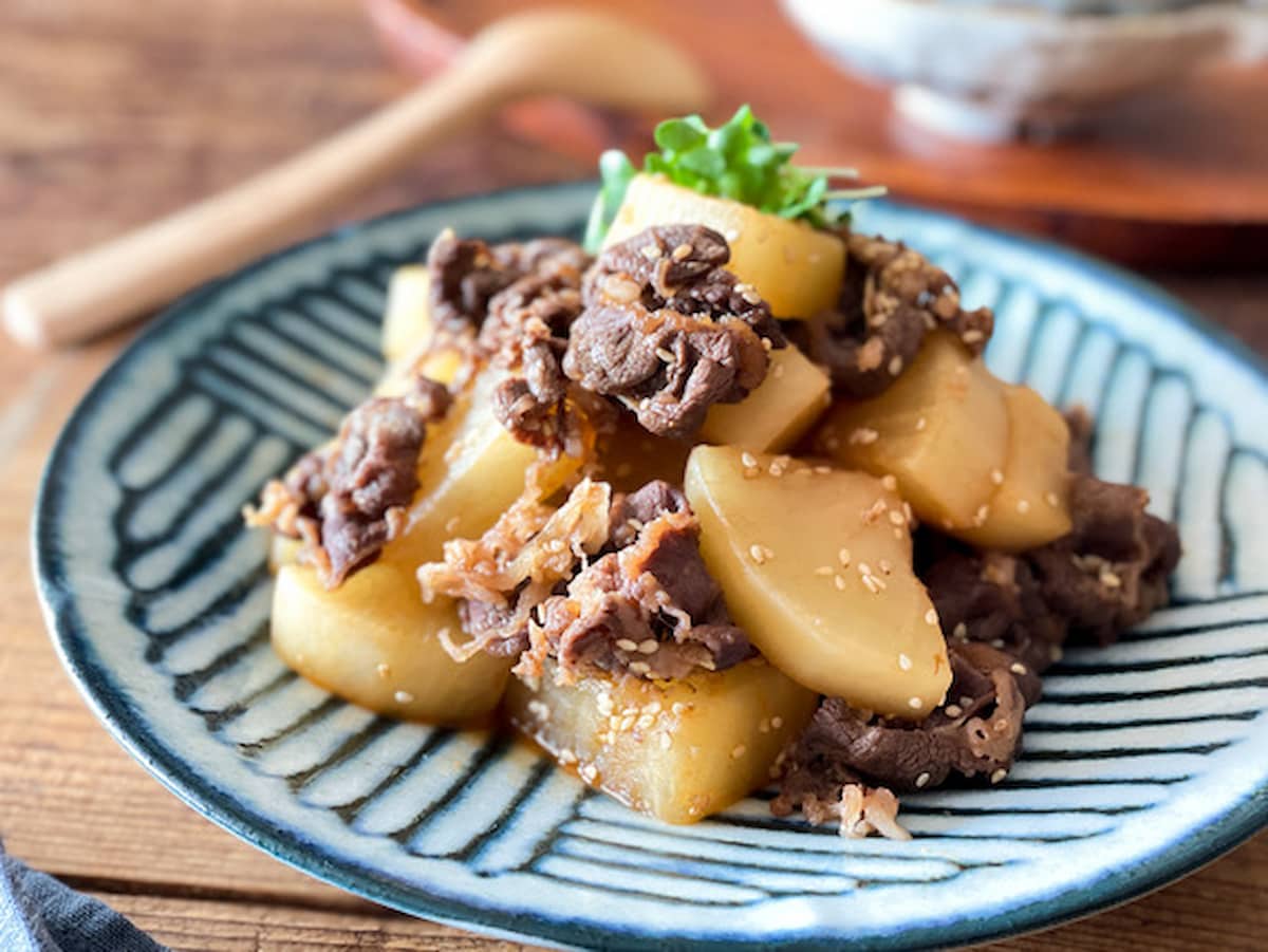 ご飯によく合うアイデアぞろい♪「牛肉×大根」の韓国風レシピ