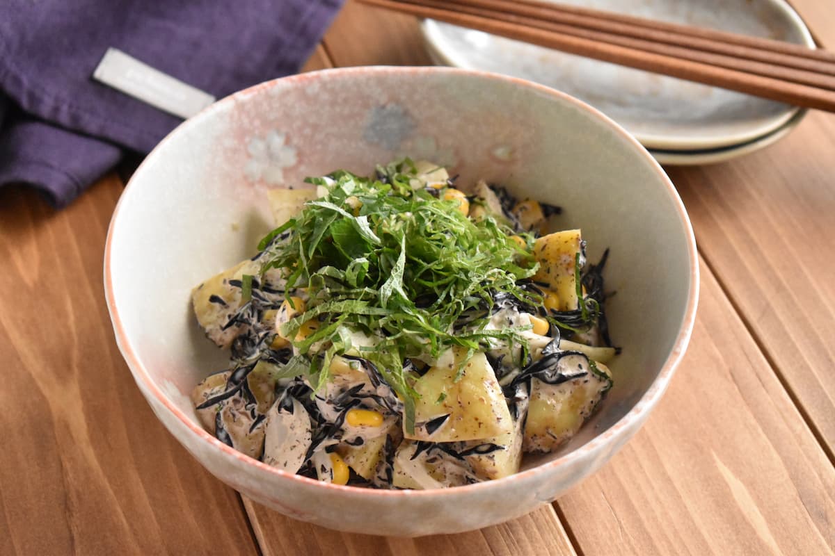 春野菜たっぷり♪新じゃが×新玉ねぎで作る「ひじきサラダ」レシピ