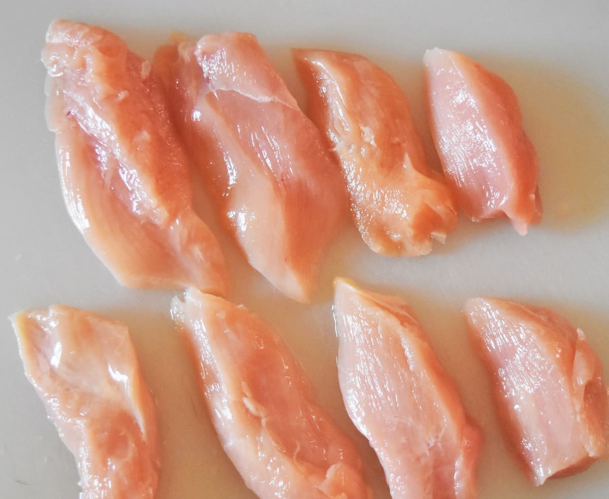 松本ゆうみ(ゆーママ)さんの「ネギ塩チキン」レシピ 工程1