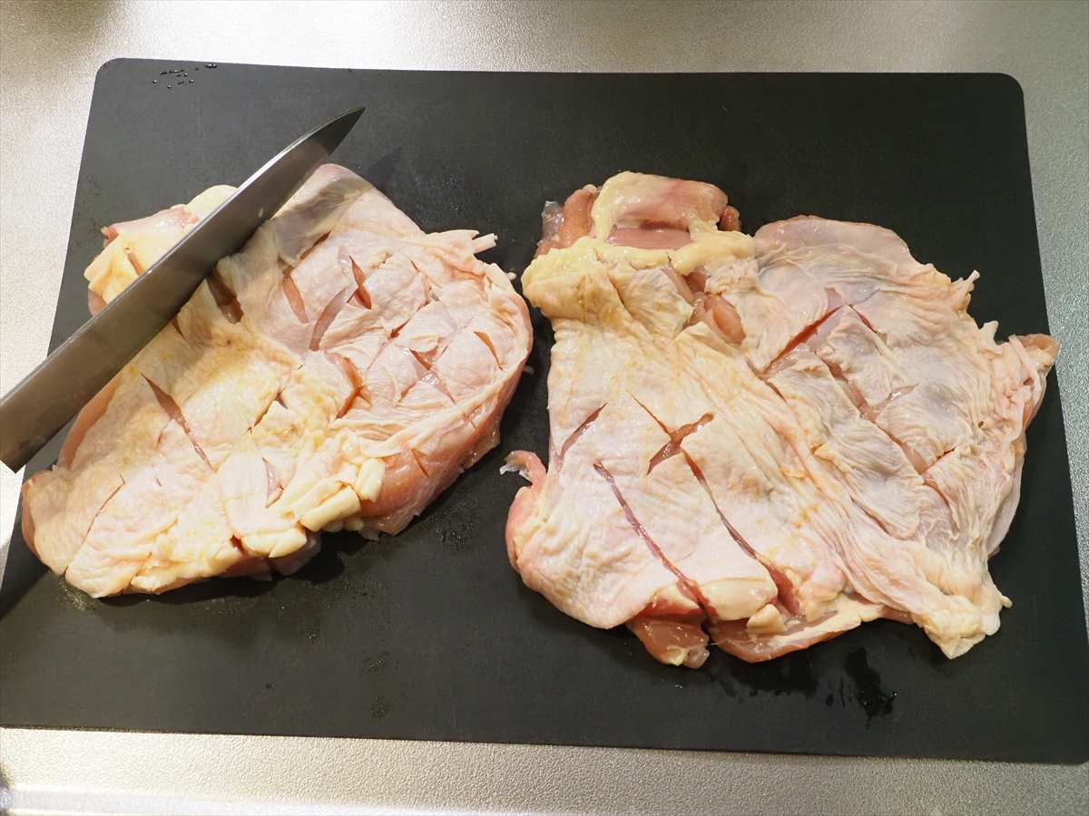 皮パリパリ鶏もも肉のねぎ塩焼き