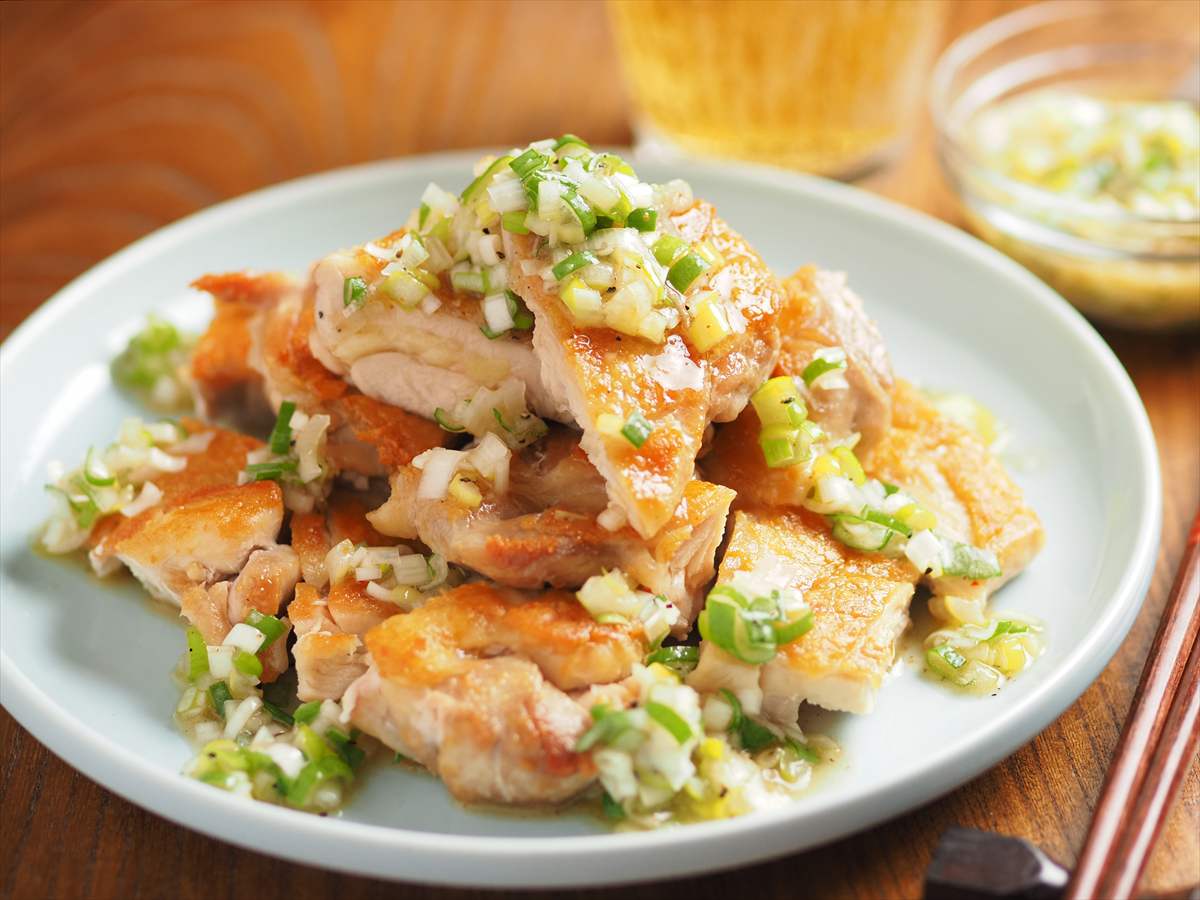 皮パリパリ鶏もも肉のねぎ塩焼き