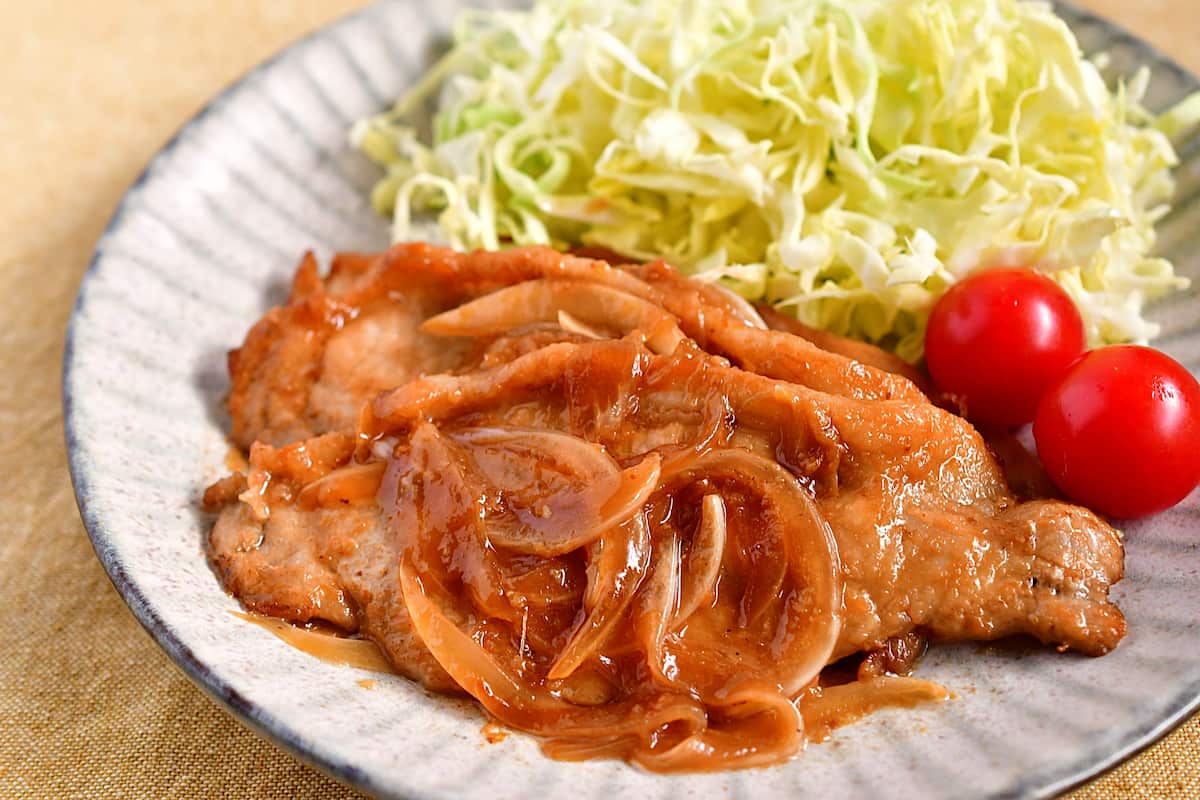 甘酢玉ねぎを使った生姜焼き
