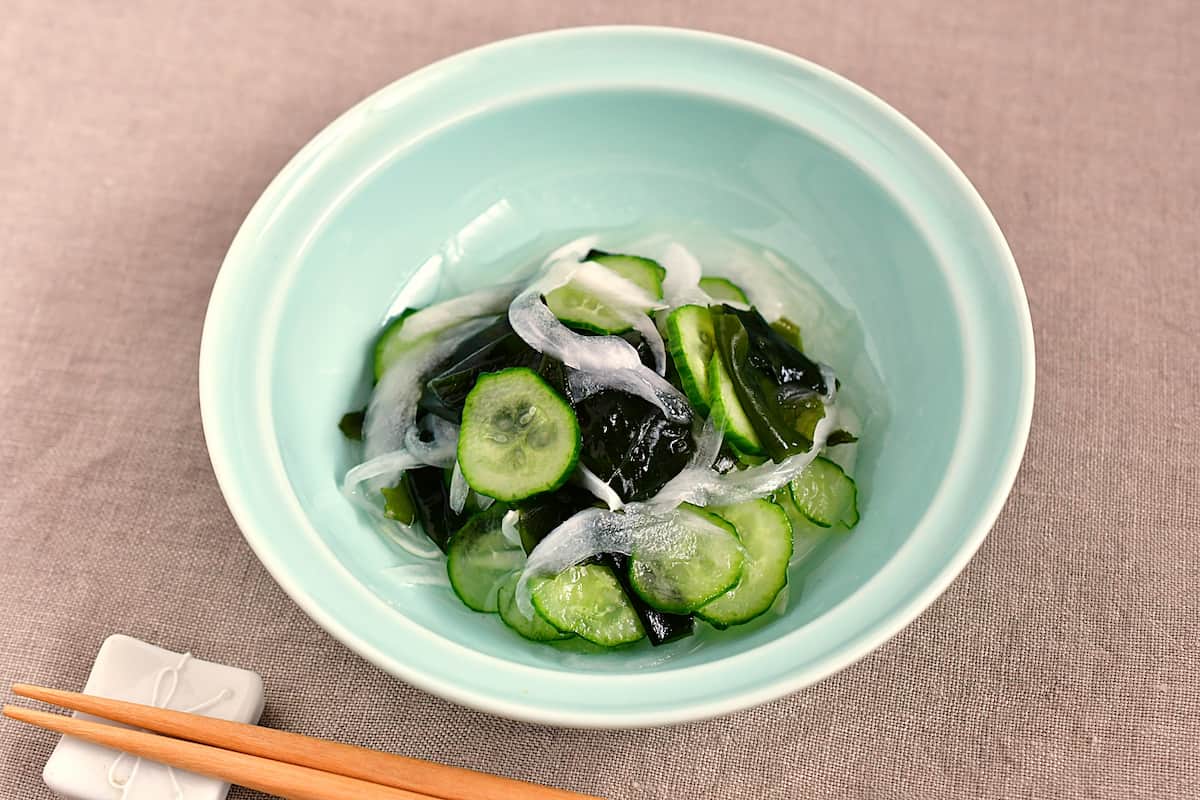 甘酢玉ねぎを使った甘酢和え
