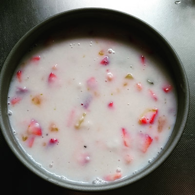 豪華版果物いっぱいミルク寒天♪