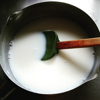 豪華版果物いっぱいミルク寒天♪