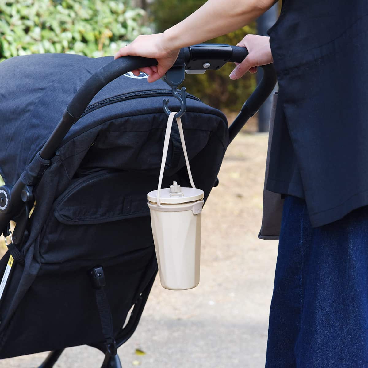 tote ストロー付 保冷タンブラー 蓋付 専用シリコンホルダー付き 570ml／トート