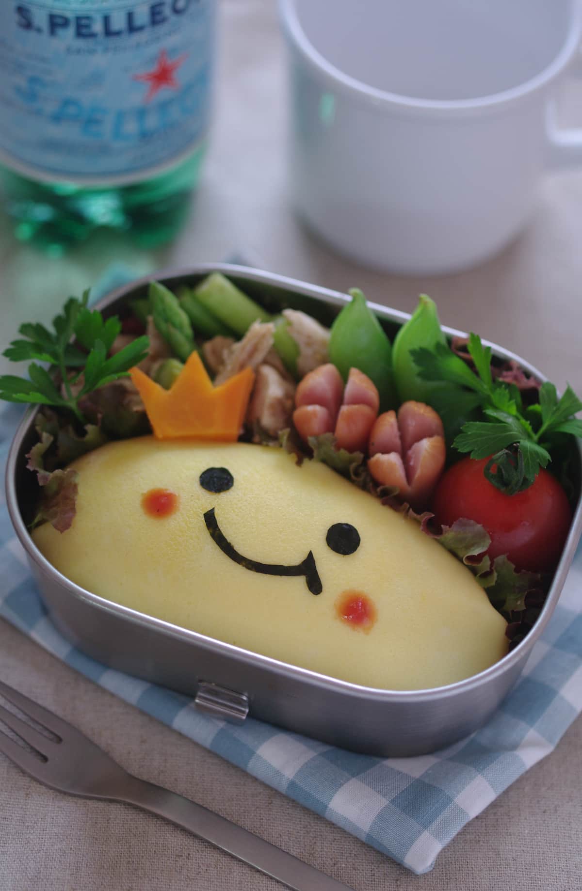 詰め方の解説付き♪「にっこりオムライス弁当」の作り方