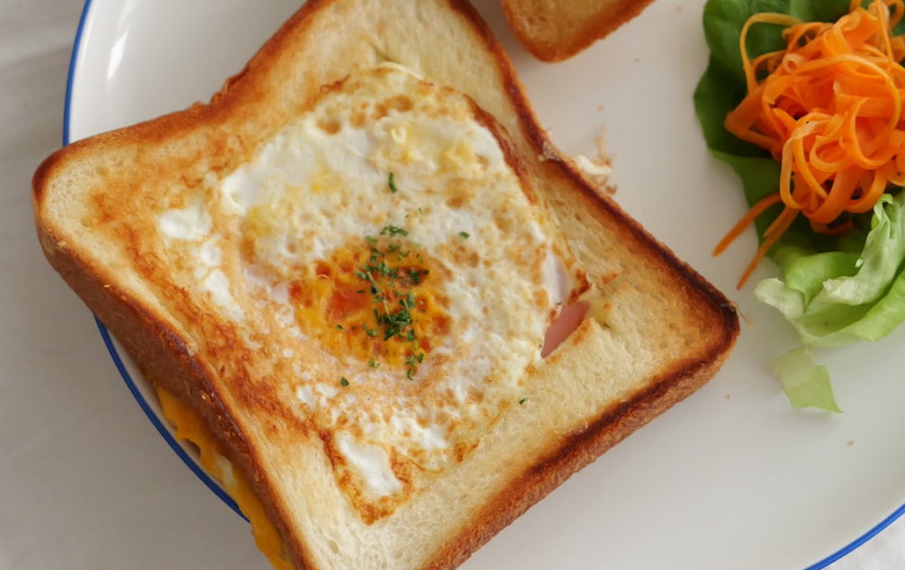 フレンチトースト以外も！フライパン一つで作れる「食パン×卵」レシピ