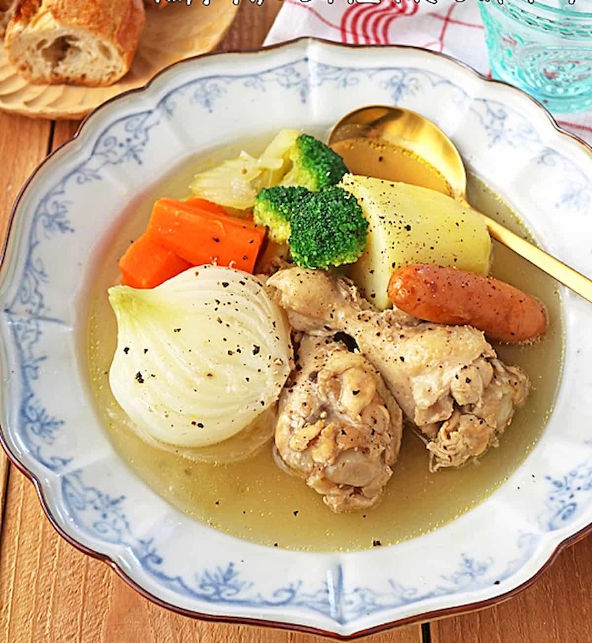 とろっとやわらか！「鶏手羽元と新玉ねぎ」で作るあったかおかず
