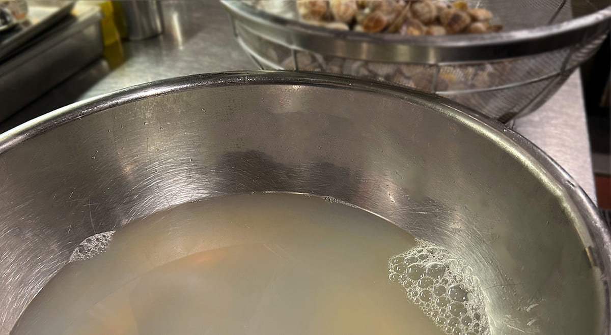 工程3「あさりのスパゲティ」