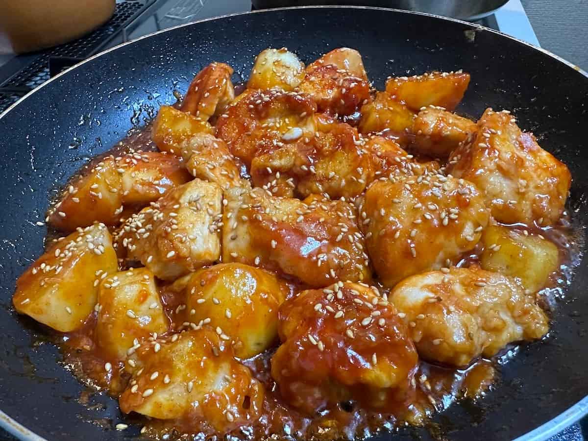 ピリ辛味がおいしい!「鶏×じゃがいも」コチュジャンおかず