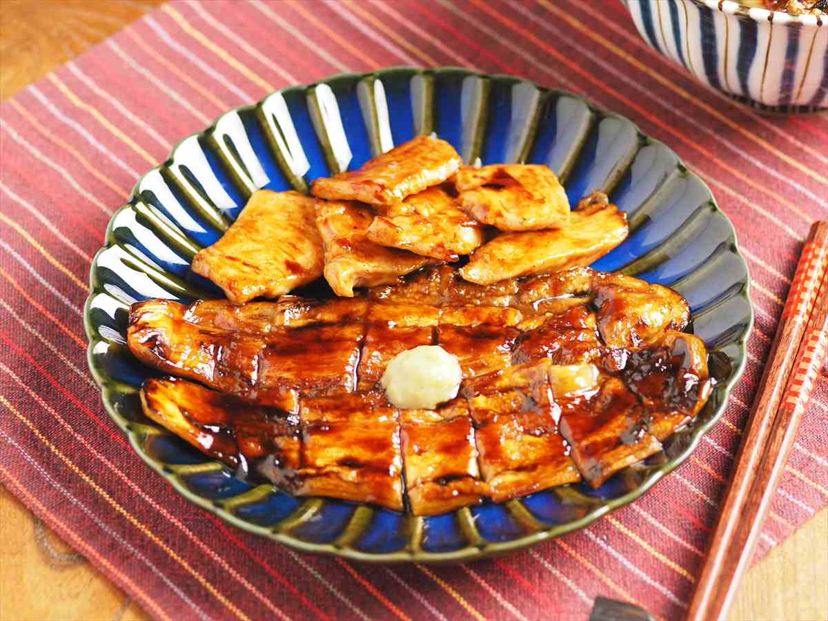 茄子と鶏むね肉のかば焼き丼