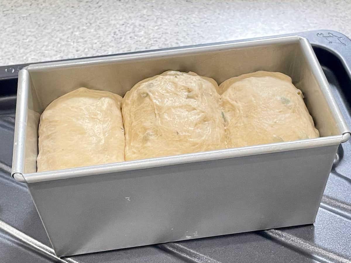 「パンプキンシードの全粒粉食パン」レシピ