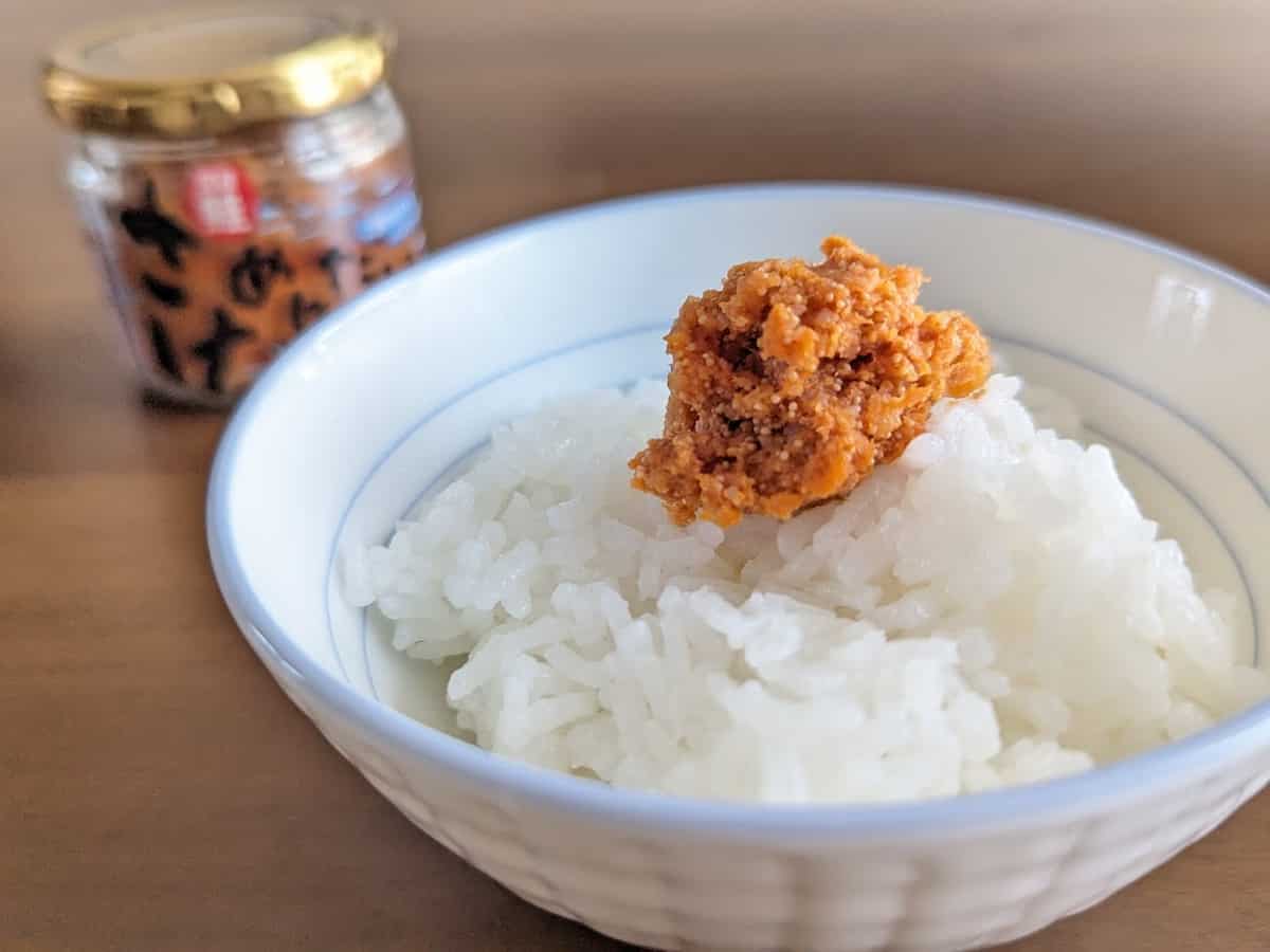 旨しょっぱさがくせになる！カルディの「さけめんたい」でご飯が止まらない