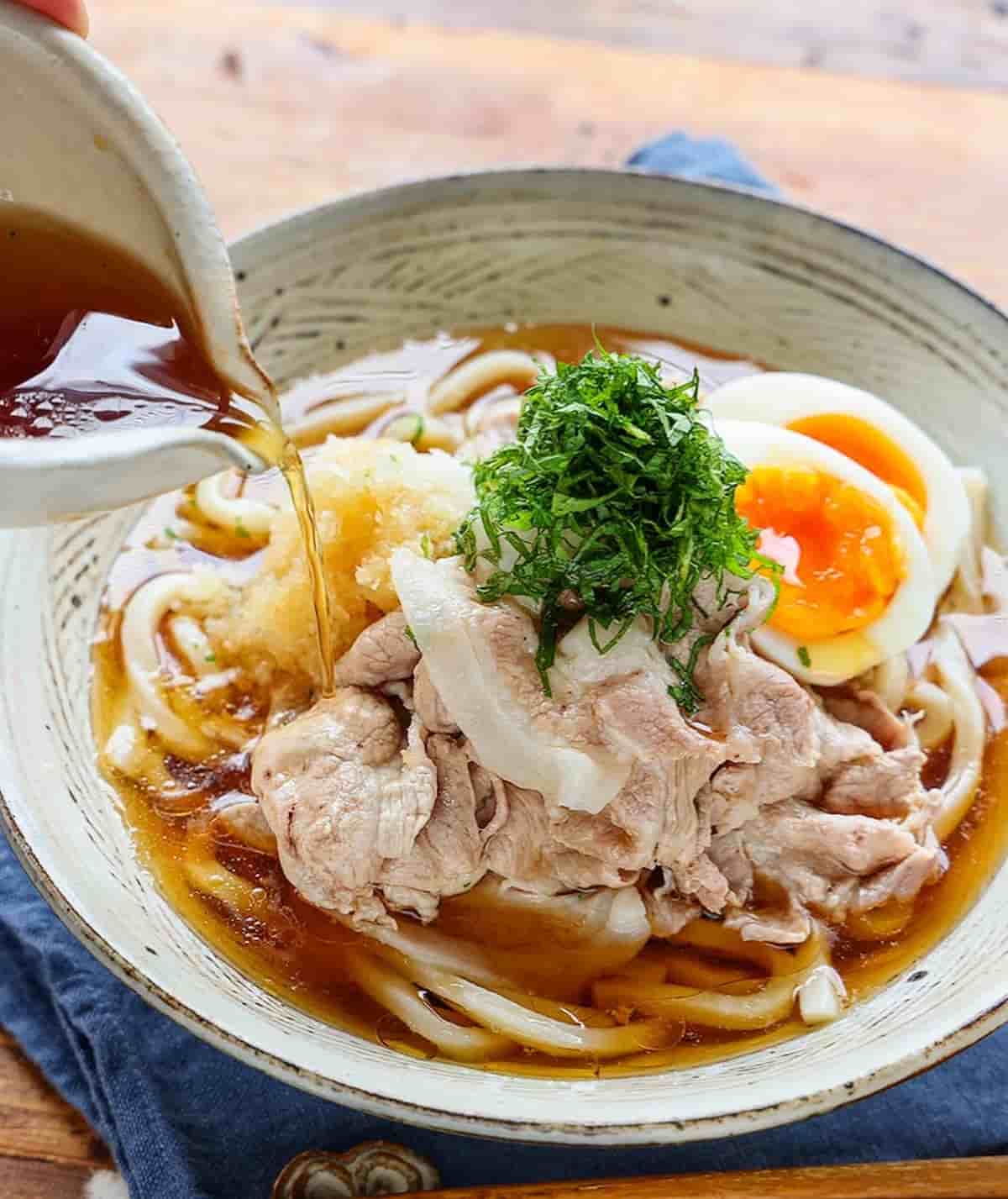 忙しい日におすすめ!Mizukiさんの「冷凍うどん」簡単アレンジレシピ5選