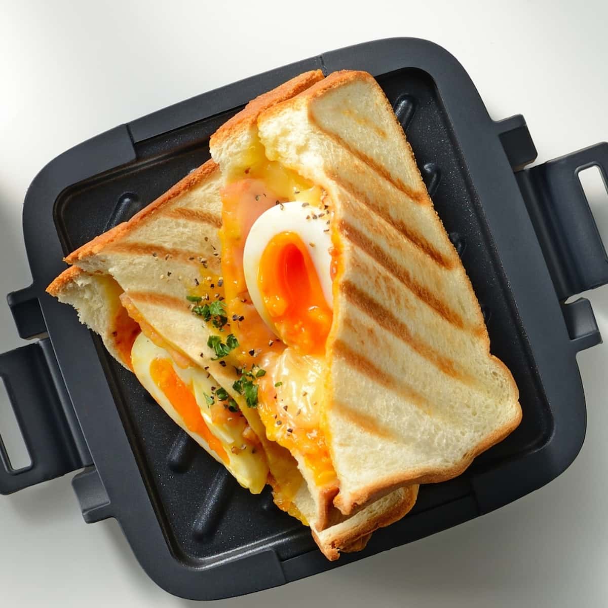 電子レンジでカリッ!「パリージュ レンジサンドメーカー」で手軽に絶品ホットサンド