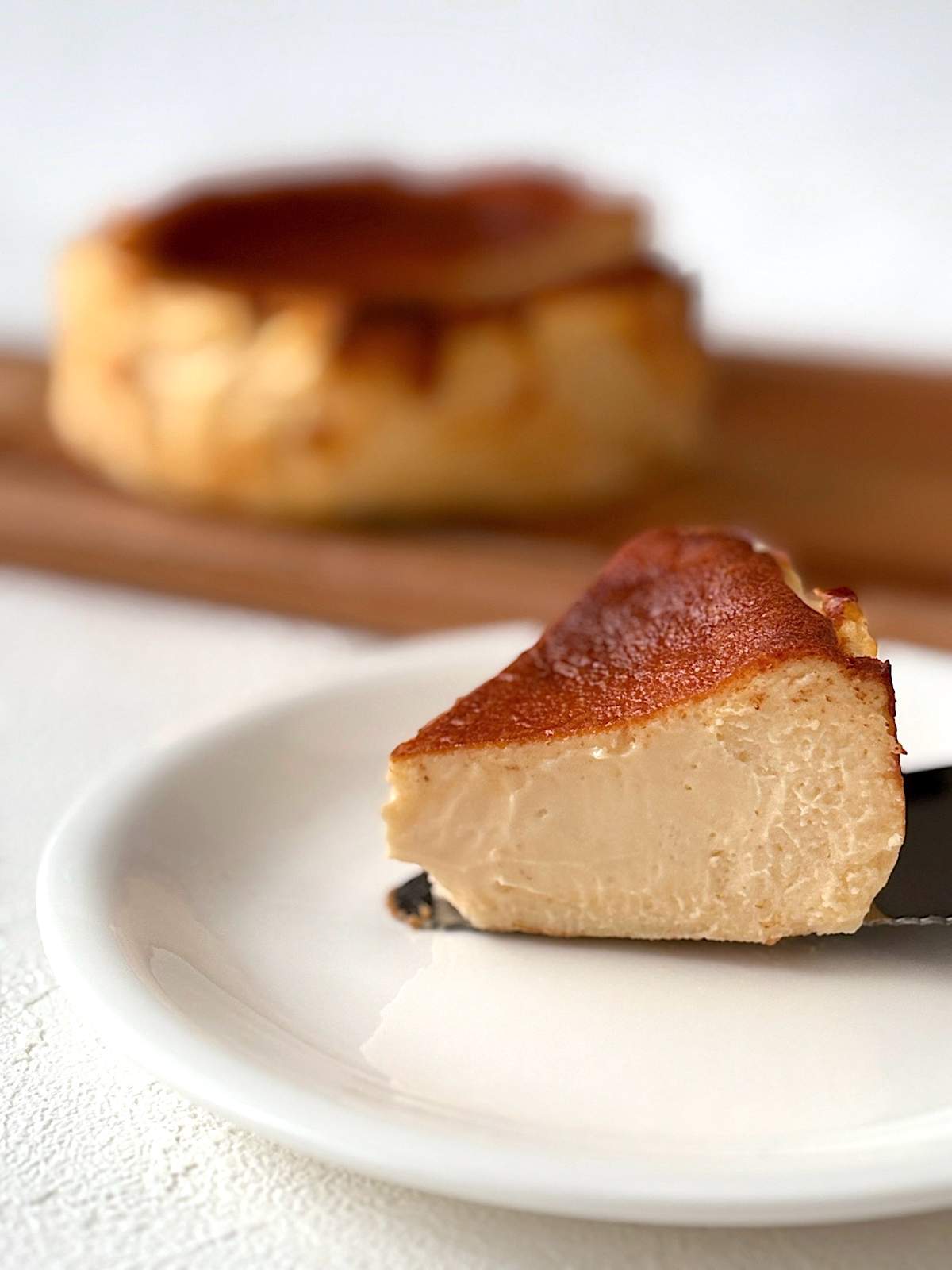 濃厚バスク風チーズケーキ
Ristorante Renata（リストランテレナータ）