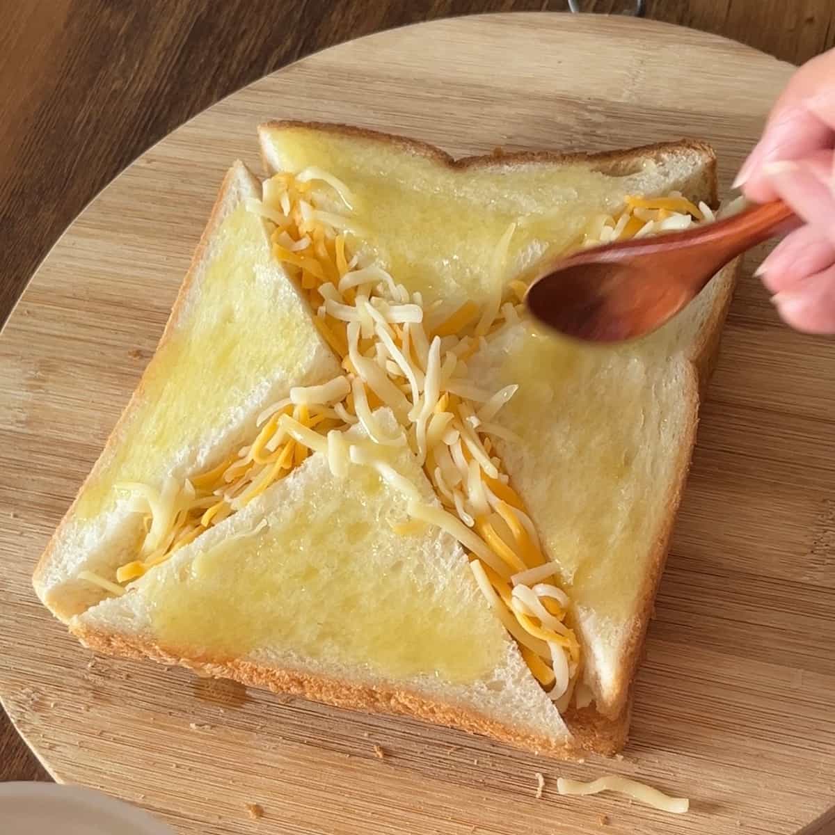カリカリやみつきハムチーズサンド