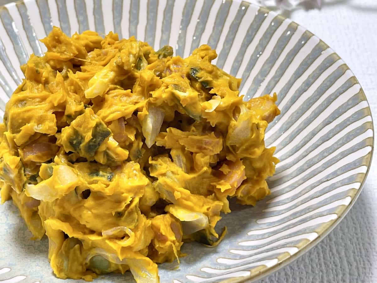 なめらか食感に箸が止まらない♪「かぼちゃのハニーマヨサラダ」の作り方