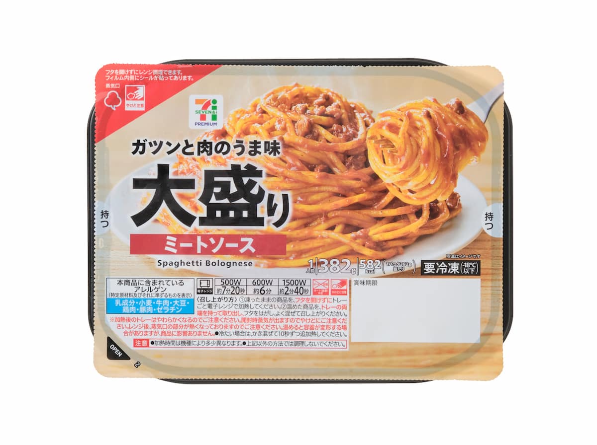 セブンプレミアム大盛り「ミートソース」