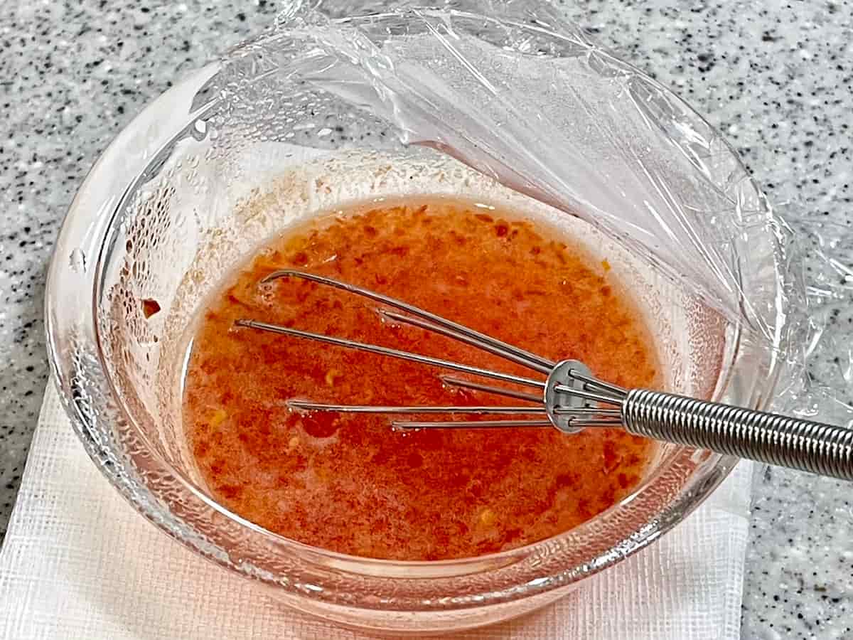 枝豆のワンタン皮巻き スイチリソース添え