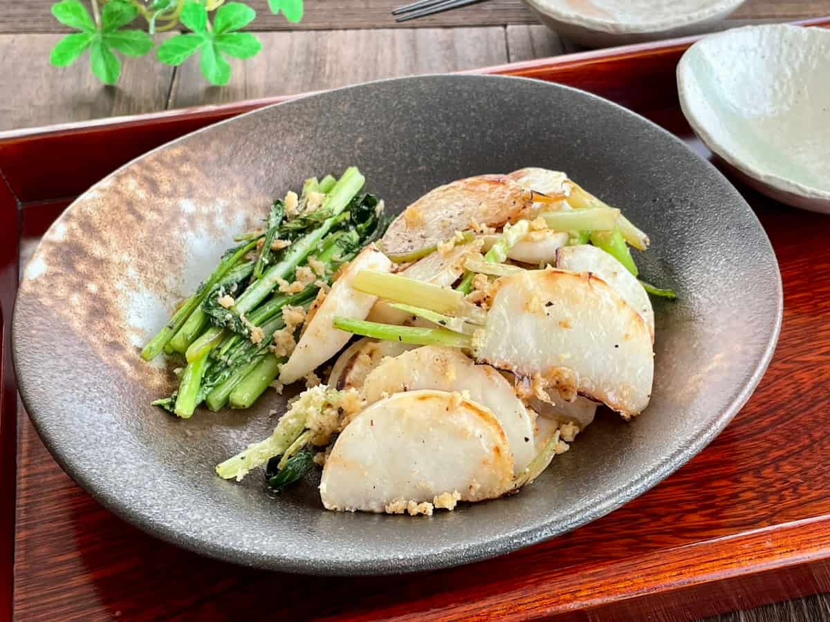 かぶと粉チーズのオリーブオイルソテー
