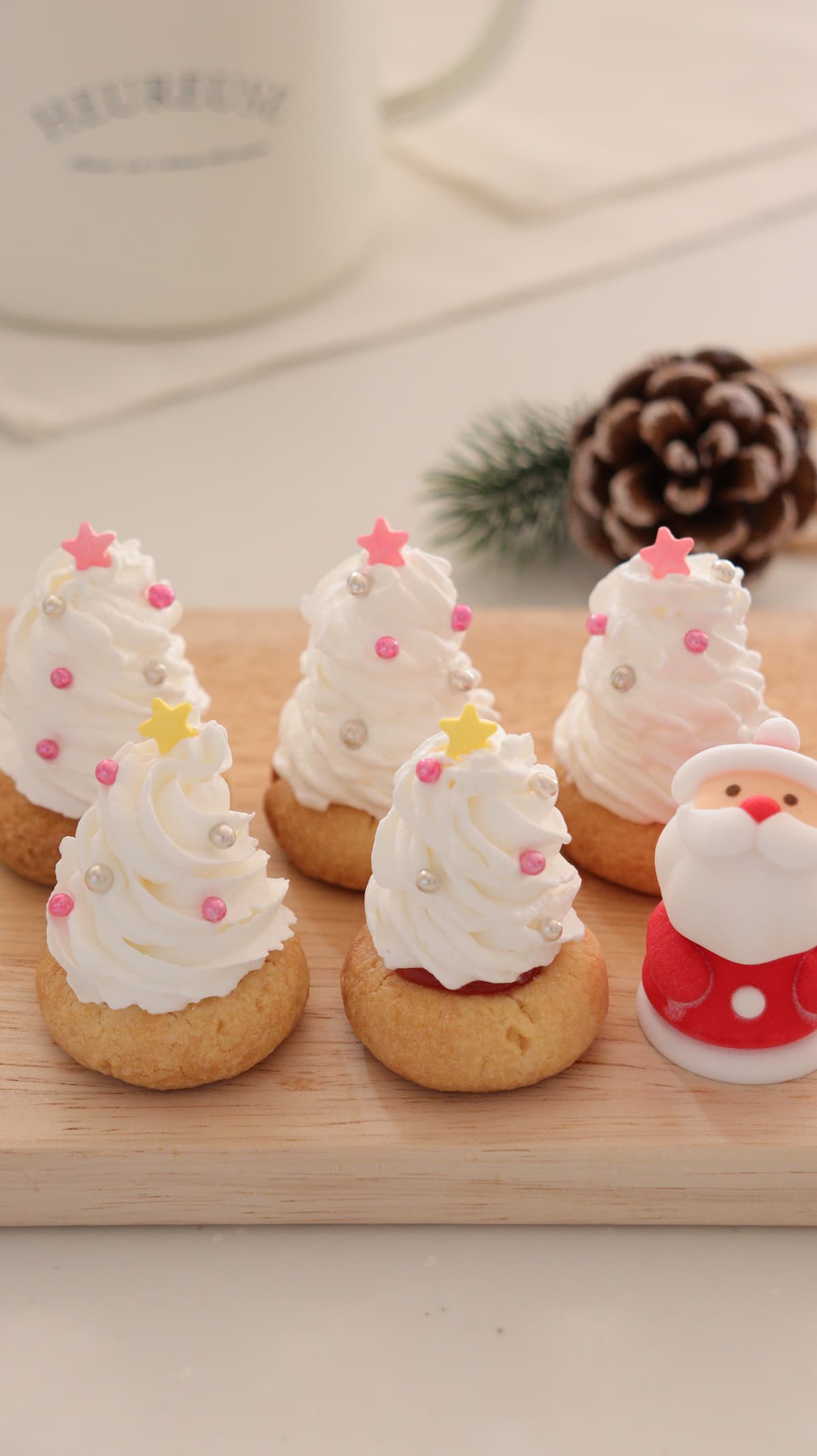 クリスマスに♪100均デコで簡単かわいい「キラキラツリークッキー」の作り方