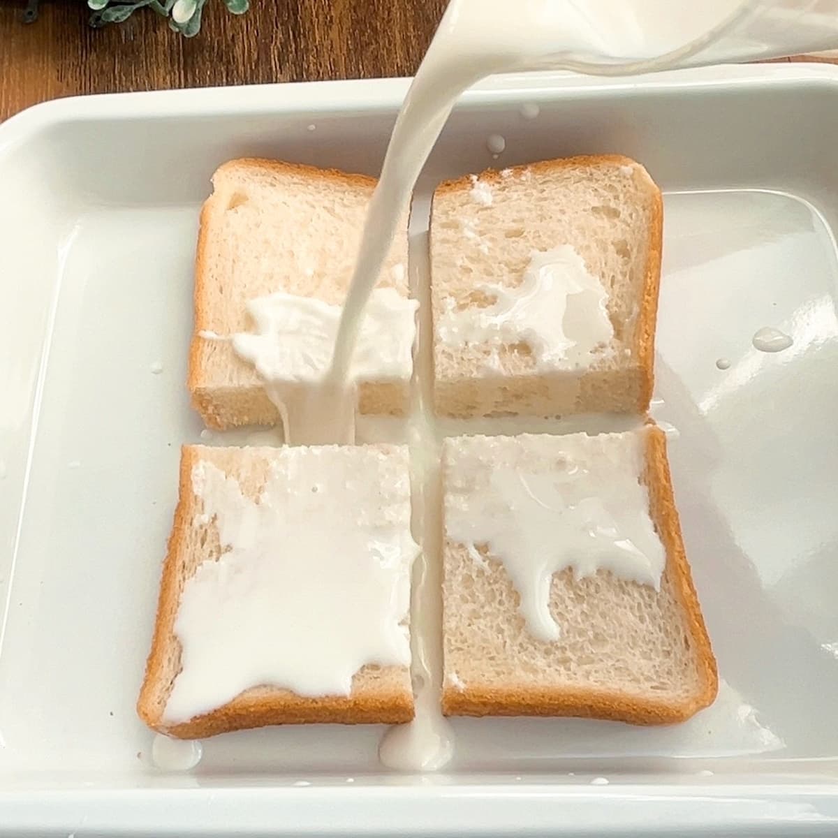いちごミルクのフレンチトースト